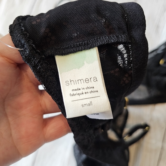 Shimera Size Sm• Lot of 2 Black Lace front close Unlined Wireless Bralettes NWT - Picture 4 of 5